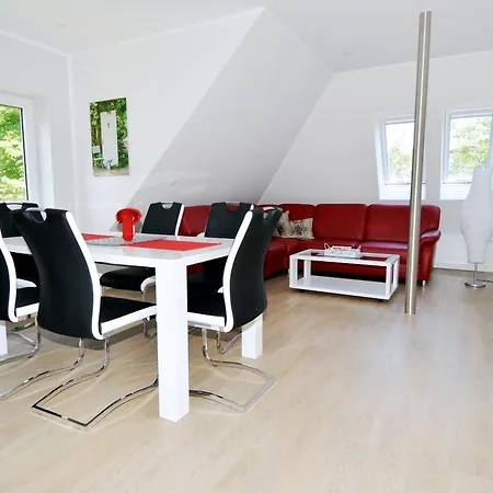 Luetjenburger Weg 27 Og Apartment Heiligenhafen